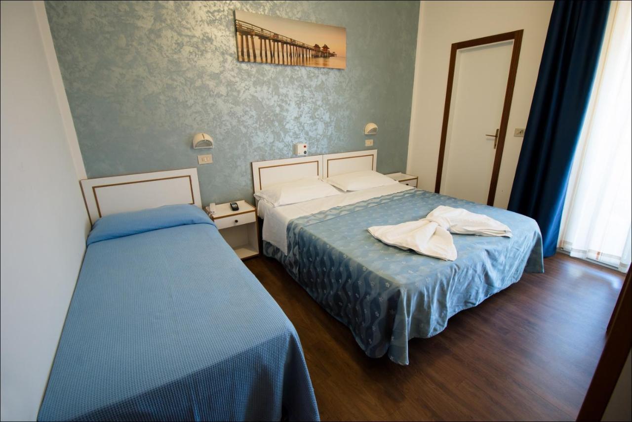Hotel Belfiore Misano Adriatico Exterior foto